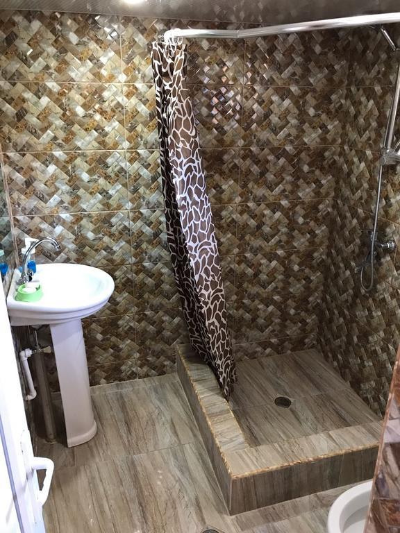 Rachvela'S Guest House 博尔若米 外观 照片